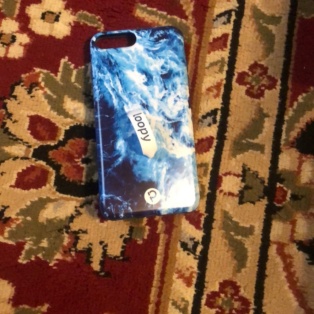 iPhone 8 Plus loopy case with bag